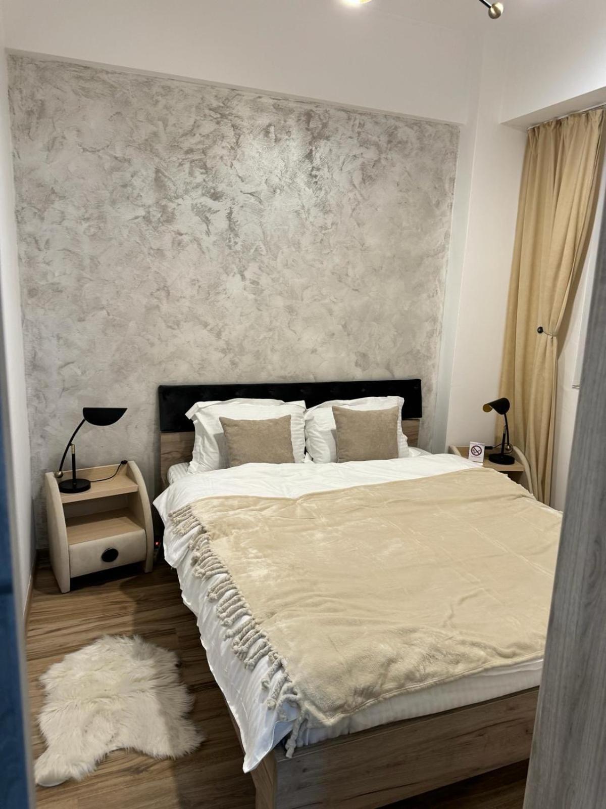 Luxury Young Residence Iasi Exterior foto
